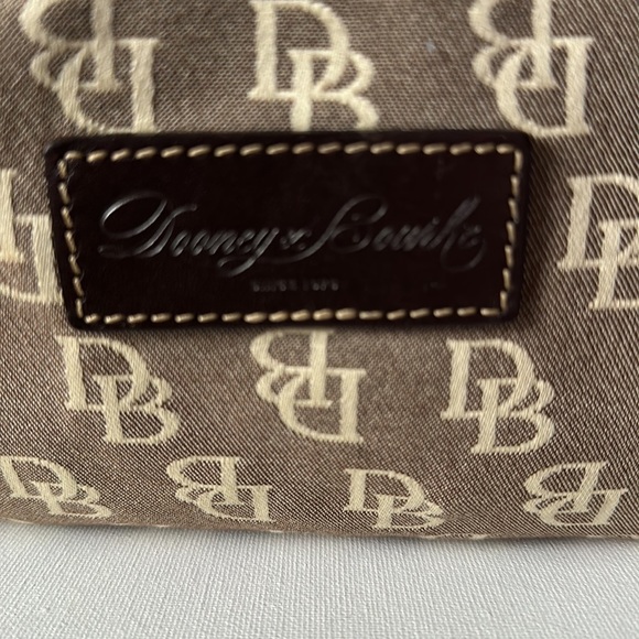 Dooney and Bourke canvas and leather bag EUC - Picture 2 of 13